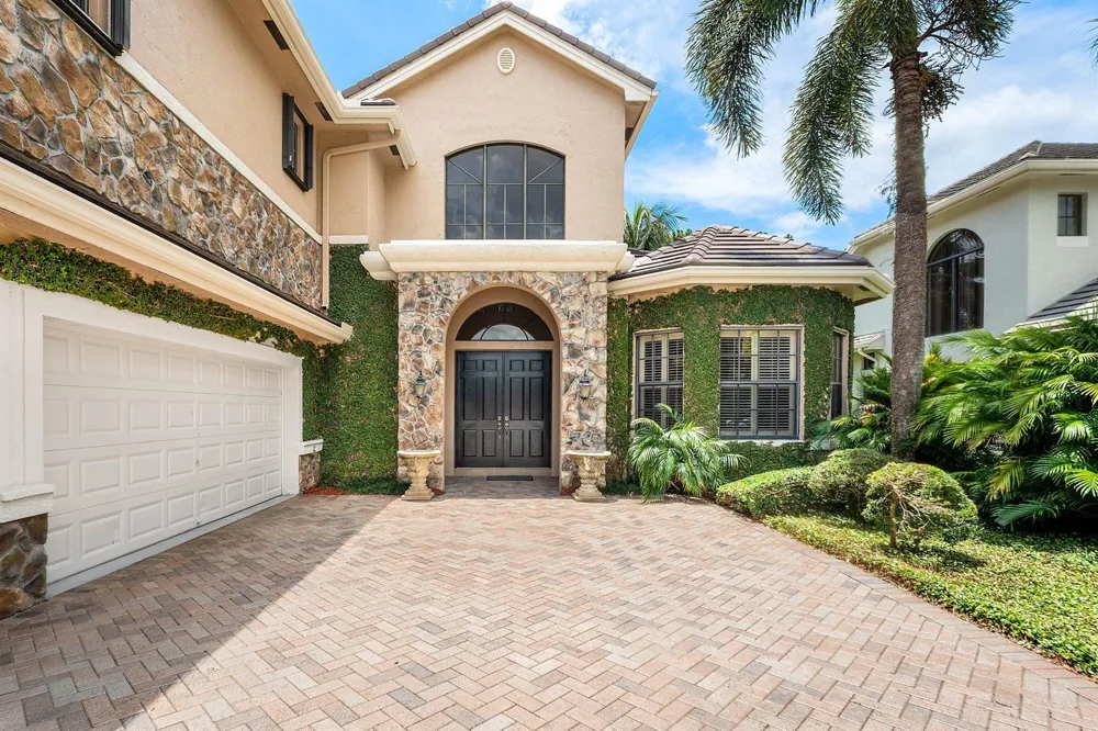 10380 Trianon Place Wellington, FL 33449
