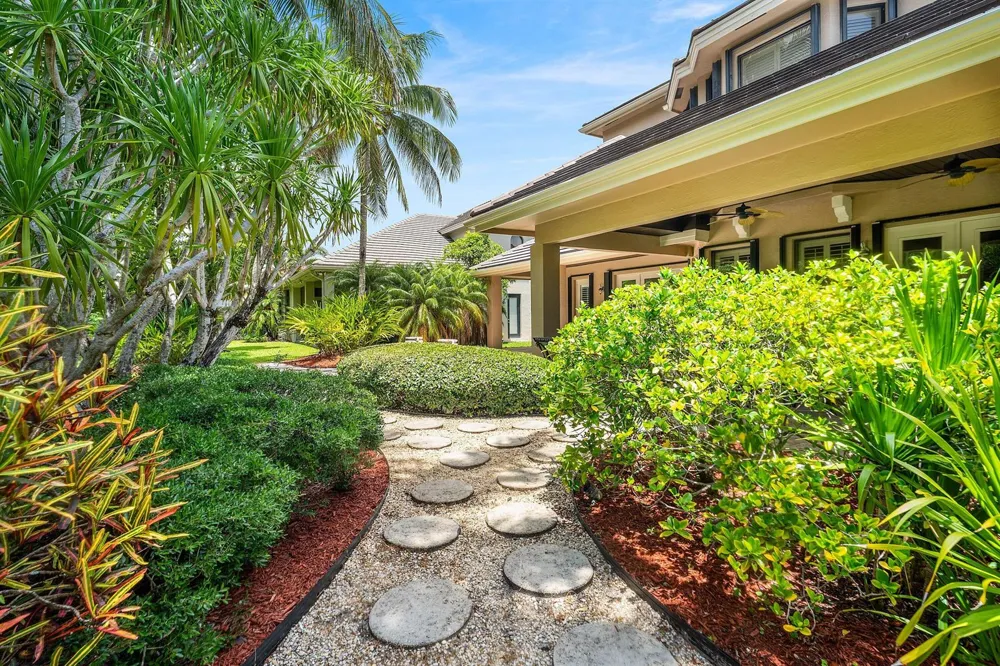 10380 Trianon Place Wellington, FL 33449