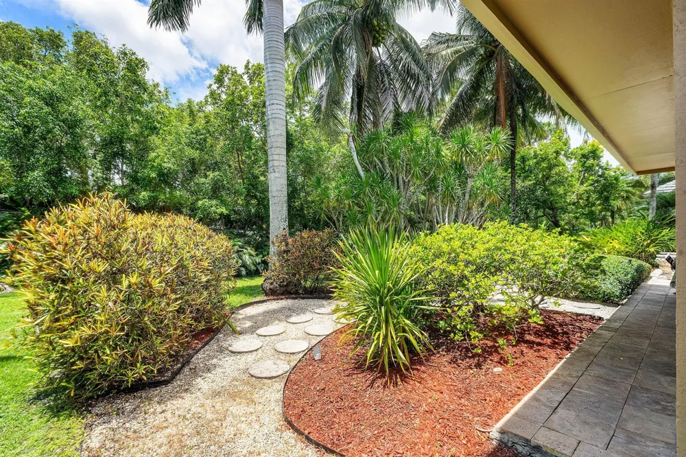 10380 Trianon Place Wellington, FL 33449