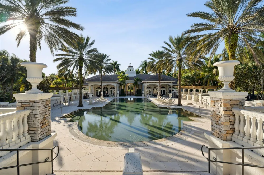 10380 Trianon Place Wellington, FL 33449