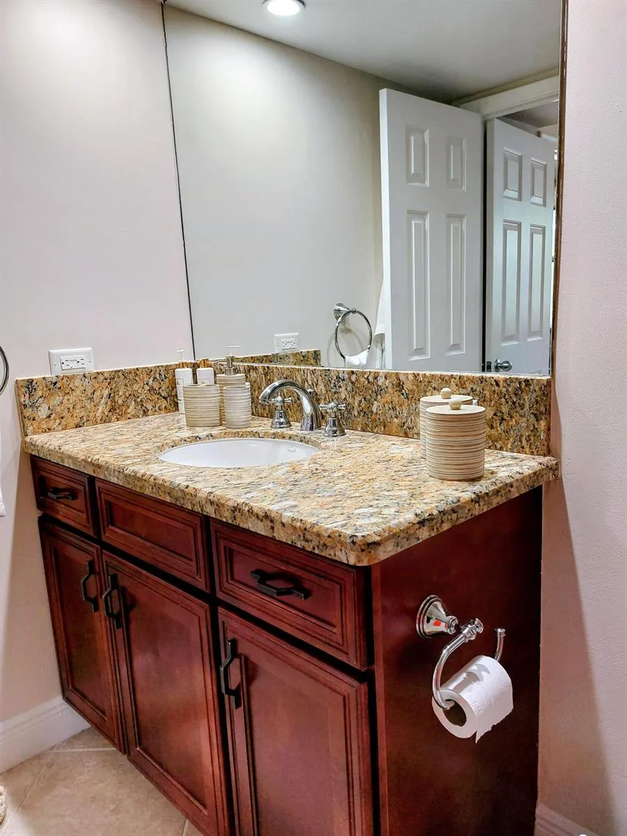 2000 S Ocean Boulevard #Lc Lauderdale By The Sea, FL 33062