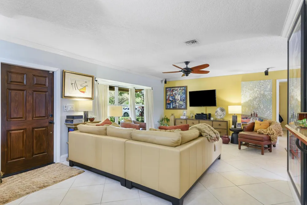 10170 NW 39th Court Coral Springs, FL 33065