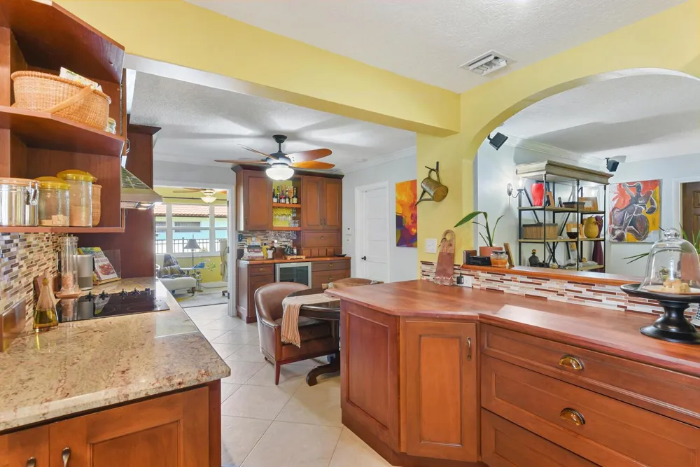 10170 NW 39th Court Coral Springs, FL 33065