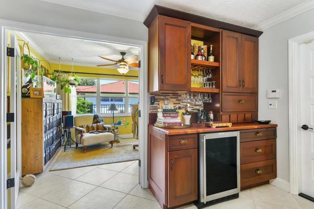 10170 NW 39th Court Coral Springs, FL 33065