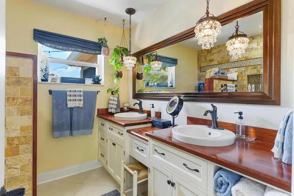 10170 NW 39th Court Coral Springs, FL 33065