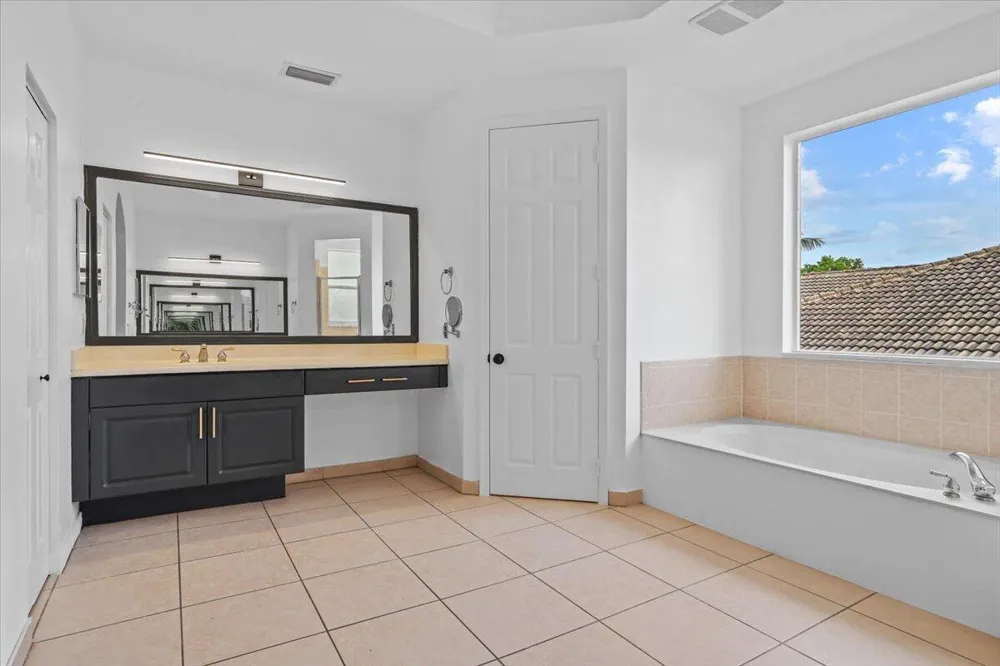 1831 Waldorf Drive Royal Palm Beach, FL 33411