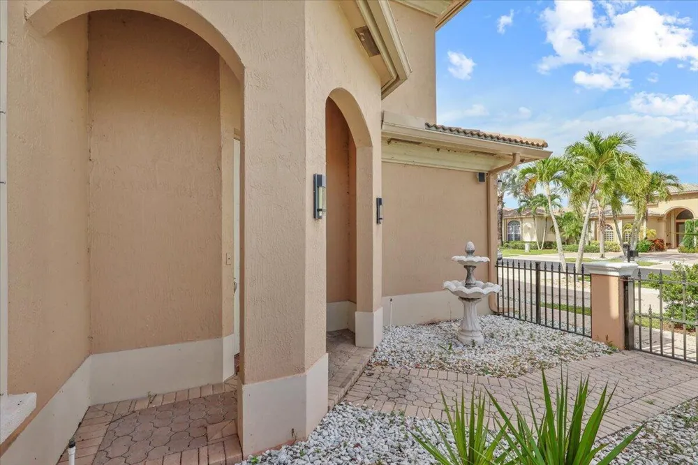 1831 Waldorf Drive Royal Palm Beach, FL 33411
