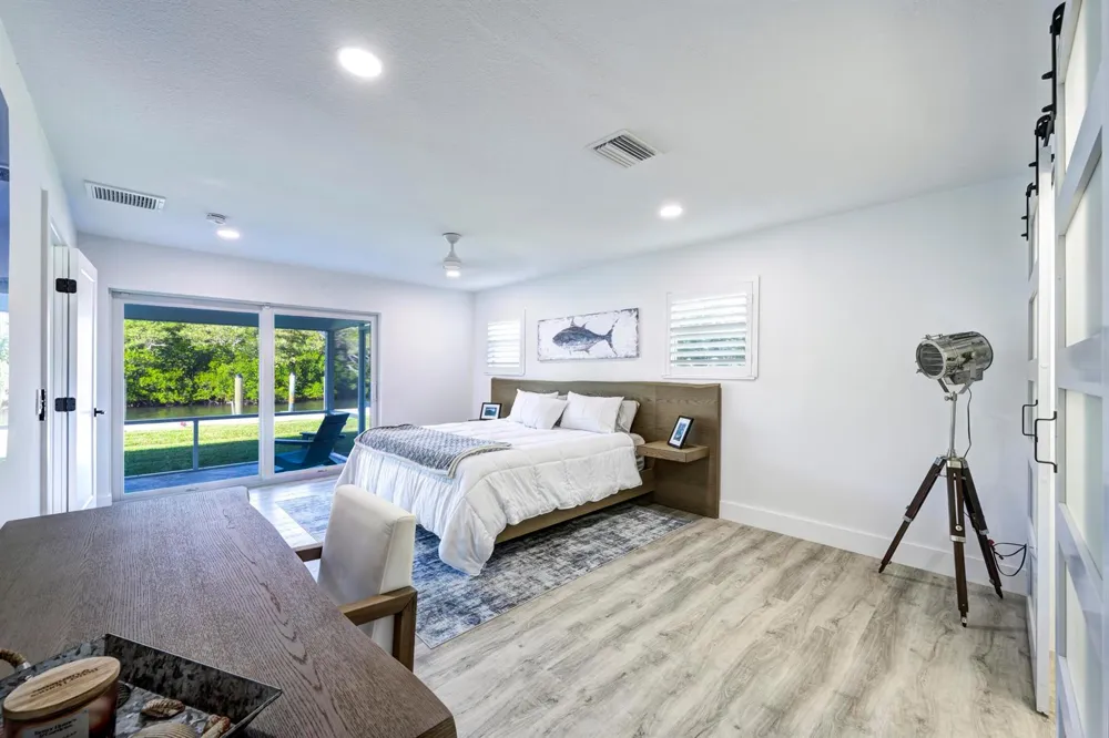 8585 SE Palm Street Hobe Sound, FL 33455