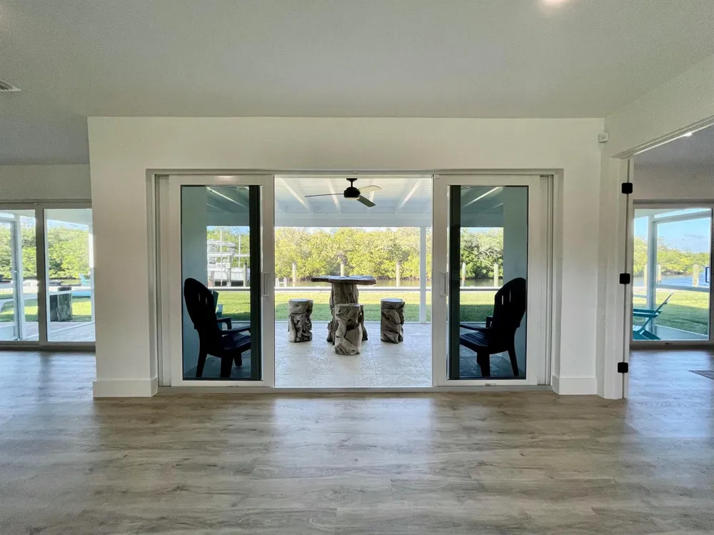 8585 SE Palm Street Hobe Sound, FL 33455