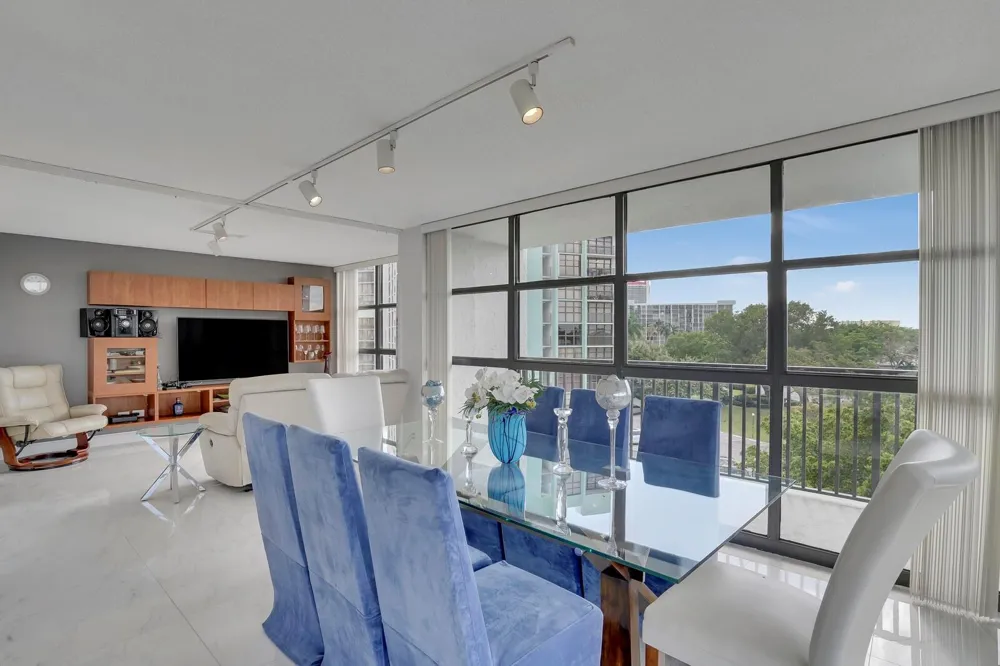 600 Parkview Drive #531 Hallandale Beach, FL 33009