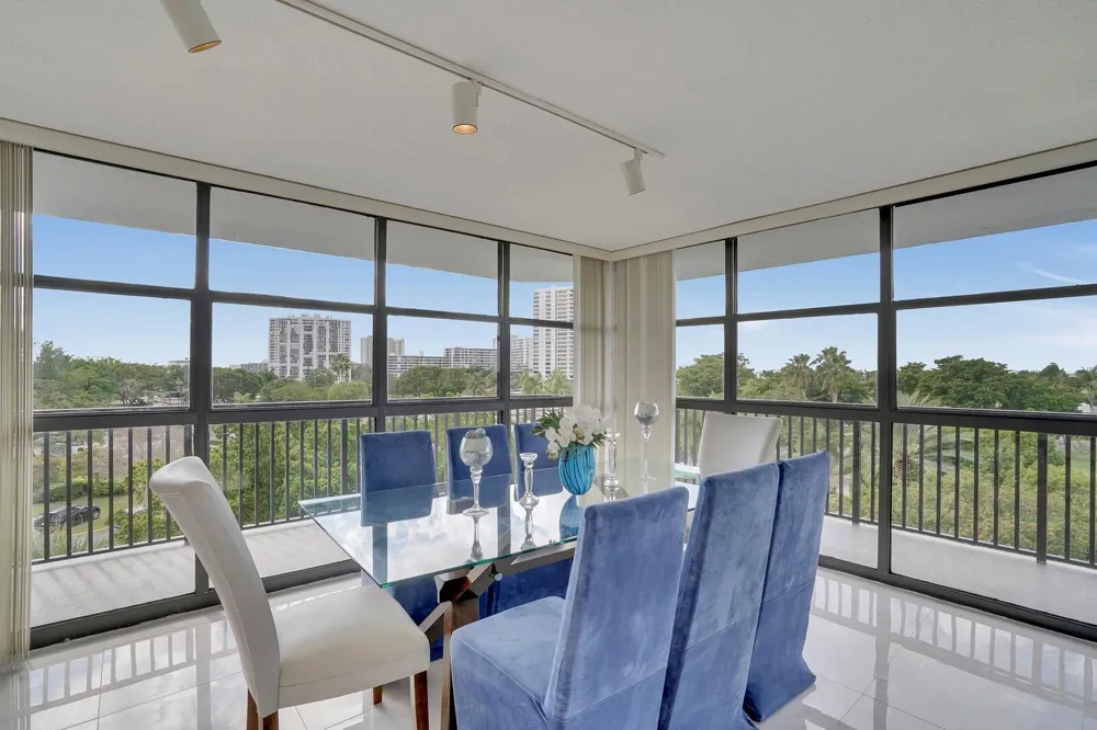 600 Parkview Drive #531 Hallandale Beach, FL 33009