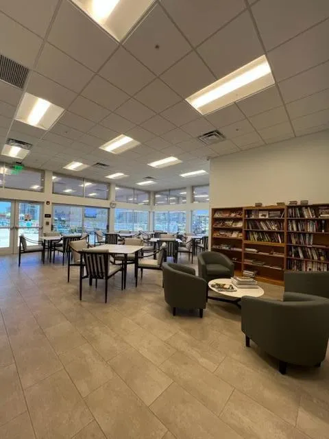 800 W Horizons W #211 Boynton Beach, FL 33435