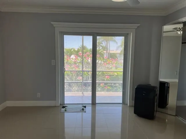 800 W Horizons W #211 Boynton Beach, FL 33435
