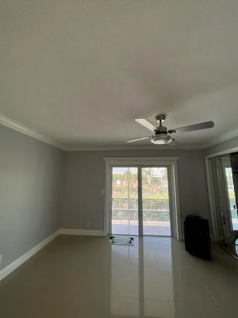 800 W Horizons W #211 Boynton Beach, FL 33435