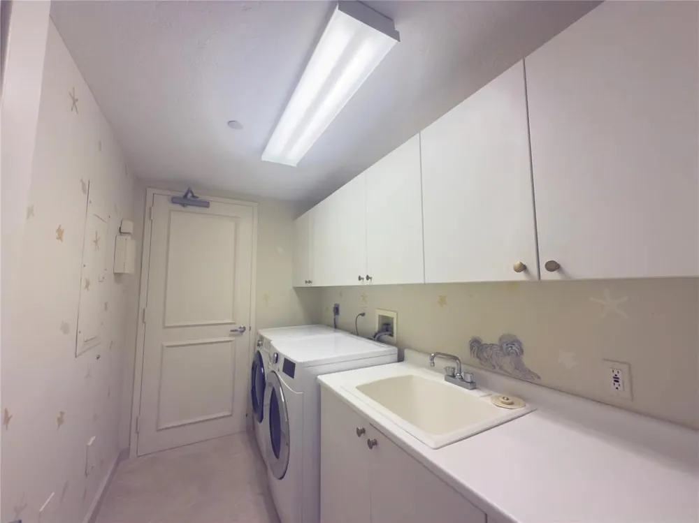 800 Ocean Drive #404 Juno Beach, FL 33408