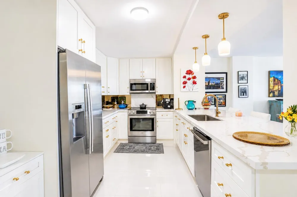 1149 Hillsboro Mile #1004 Hillsboro Beach, FL 33062