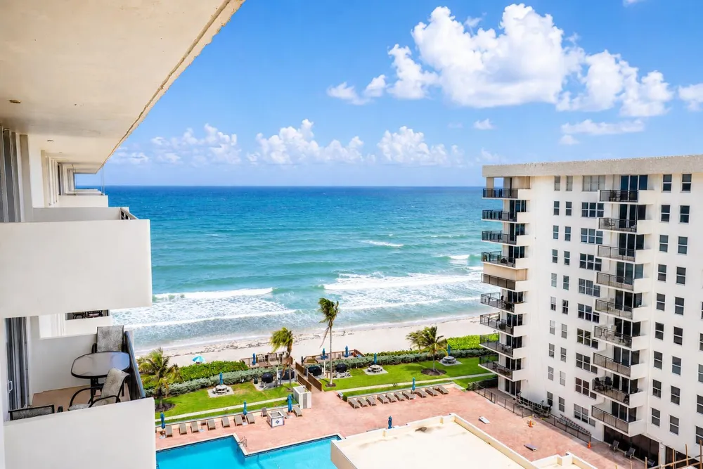 1149 Hillsboro Mile #1004 Hillsboro Beach, FL 33062