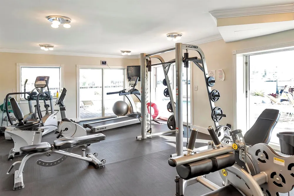 2900 NE 30th Street #Apt 8j Fort Lauderdale, FL 33306