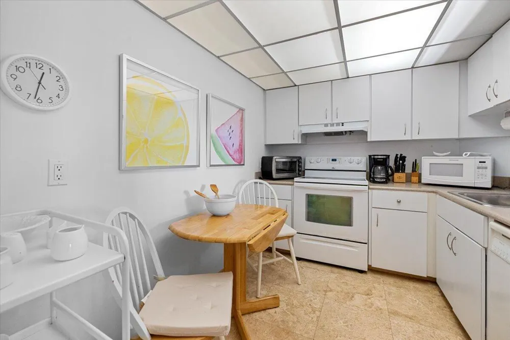 3912 S Ocean Boulevard #1211 Highland Beach, FL 33487