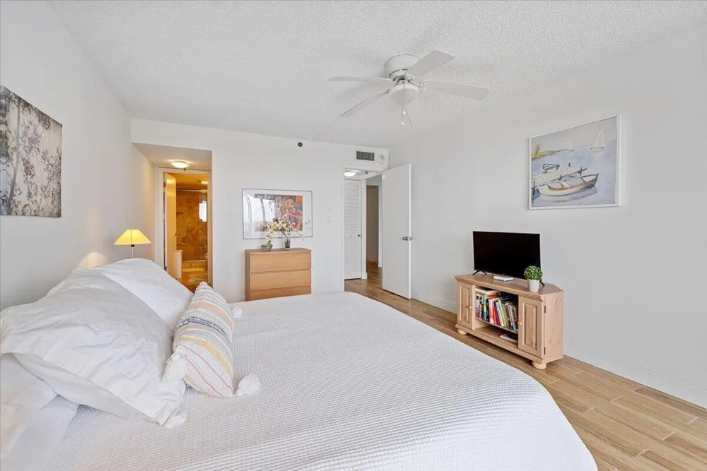 3912 S Ocean Boulevard #1211 Highland Beach, FL 33487