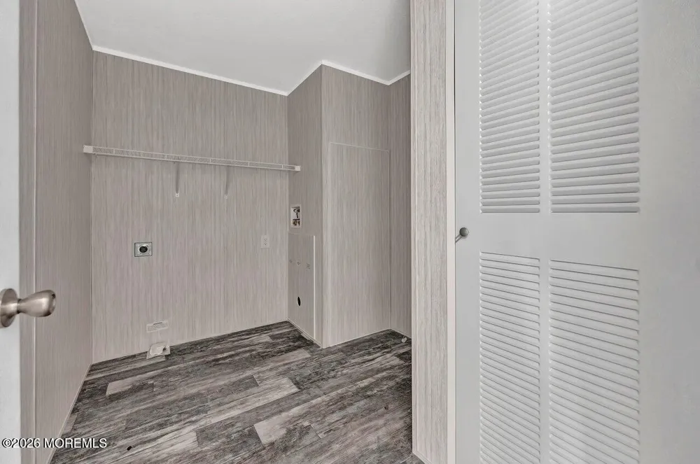 2505 Woodbridge Avenue #19 L Edison, NJ 08817