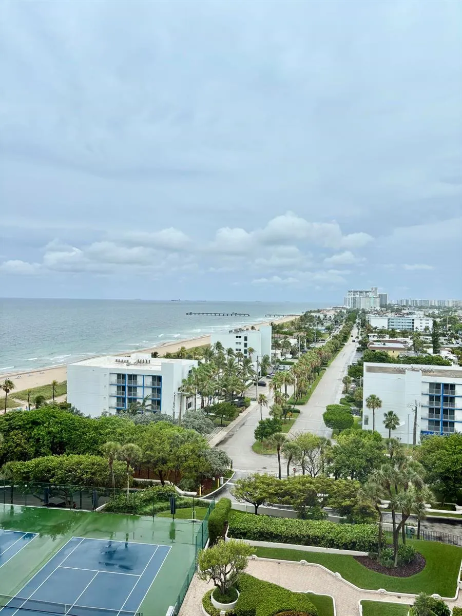 4900 Ocean Boulevard #1209 Lauderdale By The Sea, FL 33308