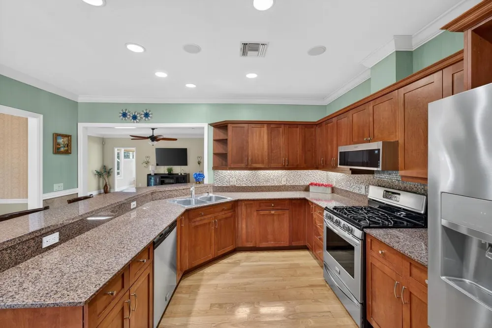 137 38TH COURT Vero Beach, FL 32968