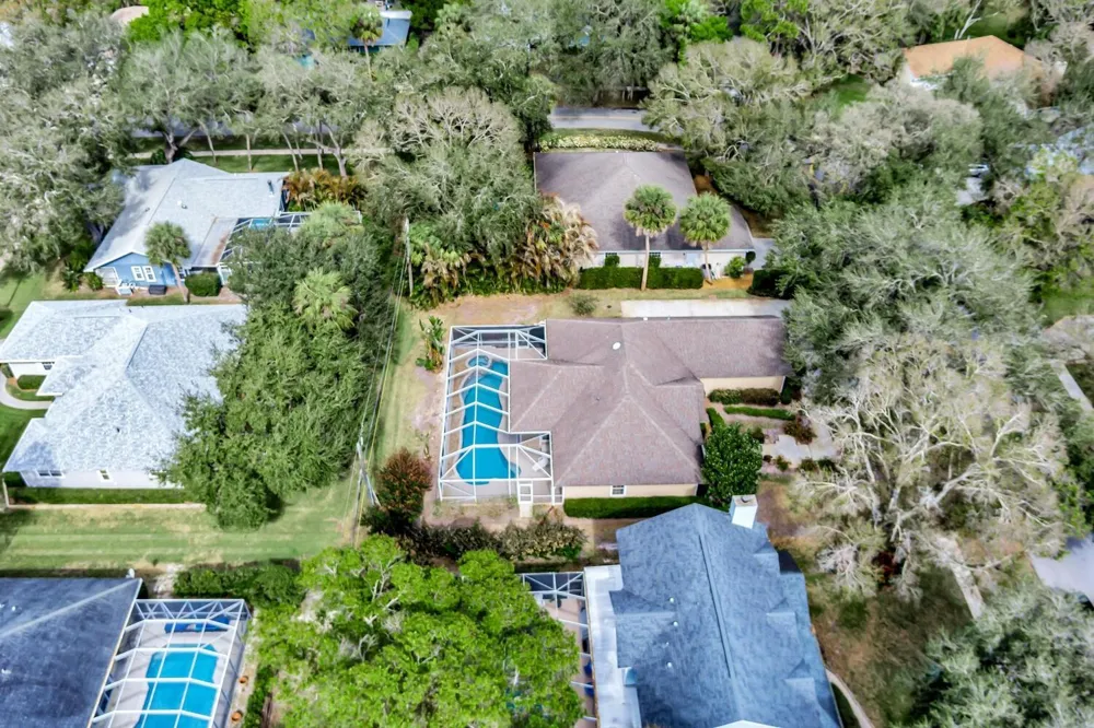 137 38TH COURT Vero Beach, FL 32968