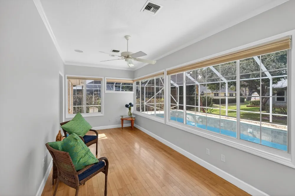 137 38TH COURT Vero Beach, FL 32968