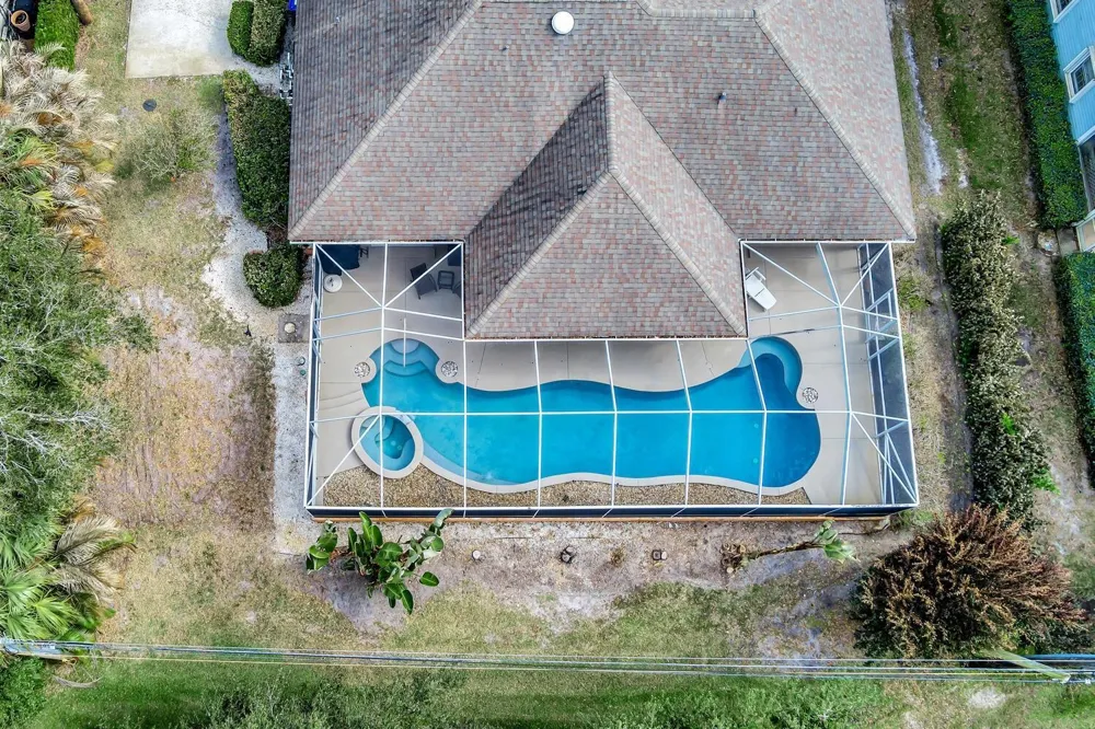 137 38TH COURT Vero Beach, FL 32968