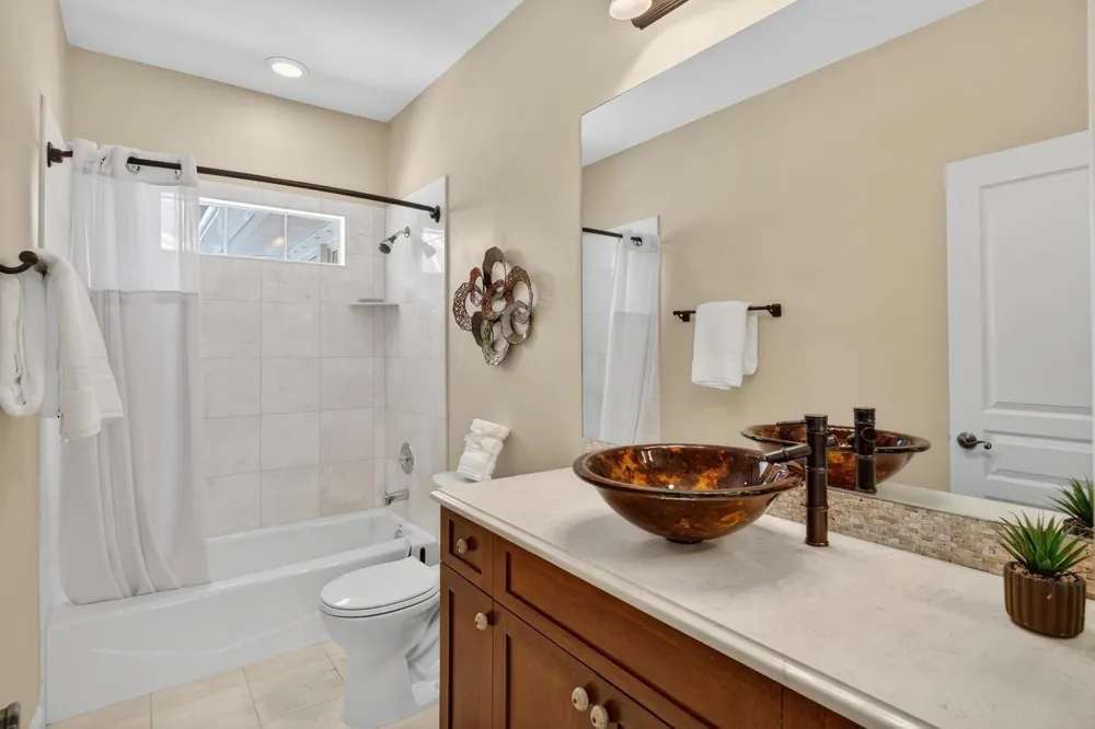 137 38TH COURT Vero Beach, FL 32968