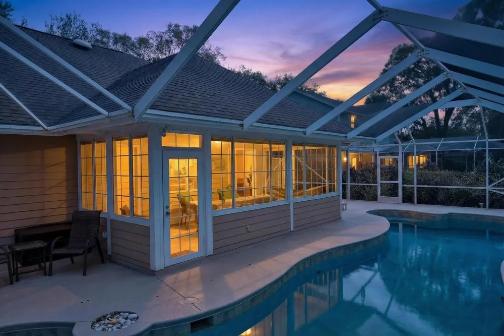 137 38TH COURT Vero Beach, FL 32968