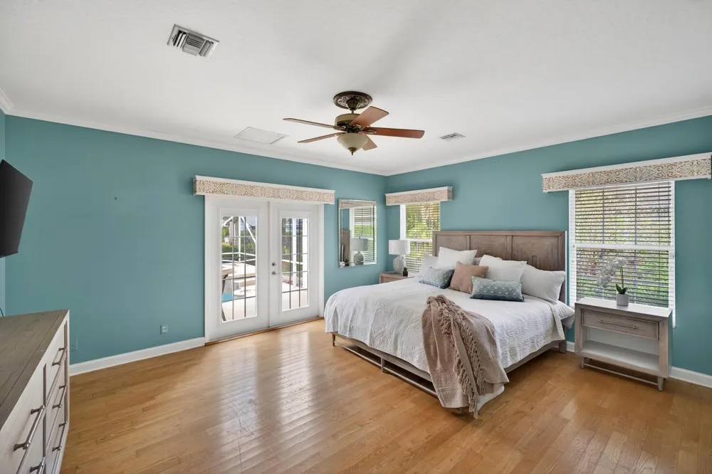 137 38TH COURT Vero Beach, FL 32968