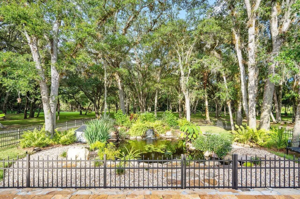 4560 S 25th Street Fort Pierce, FL 34981