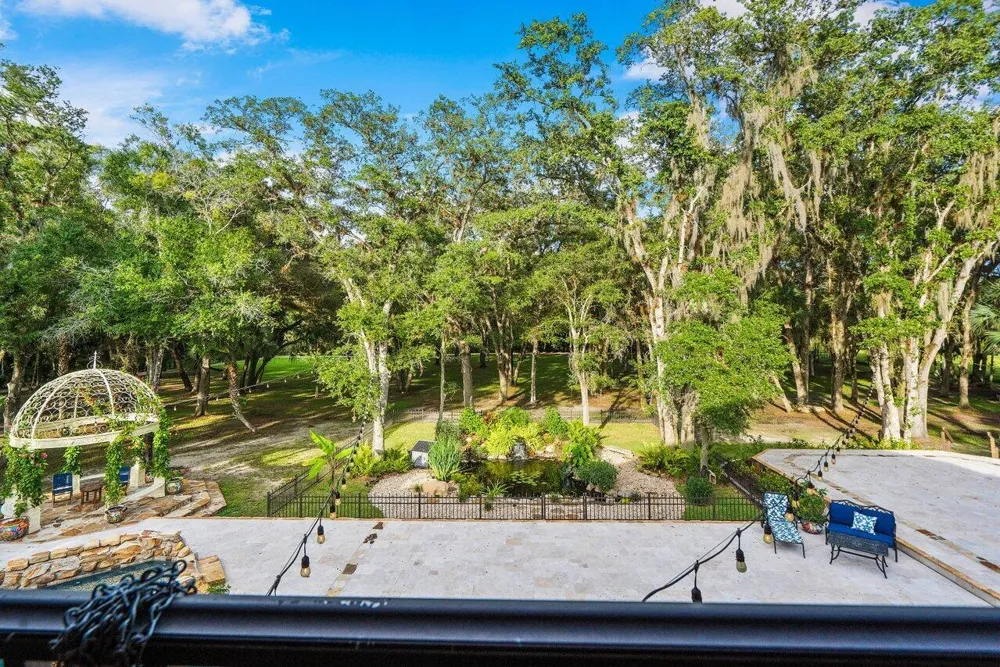 4560 S 25th Street Fort Pierce, FL 34981