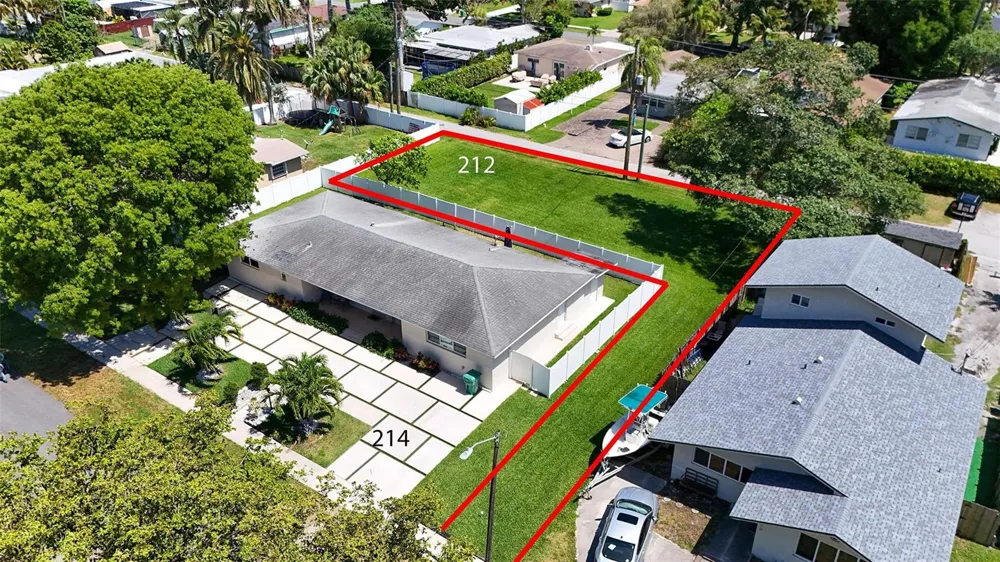 212 SE 5th Street Dania Beach, FL 33004