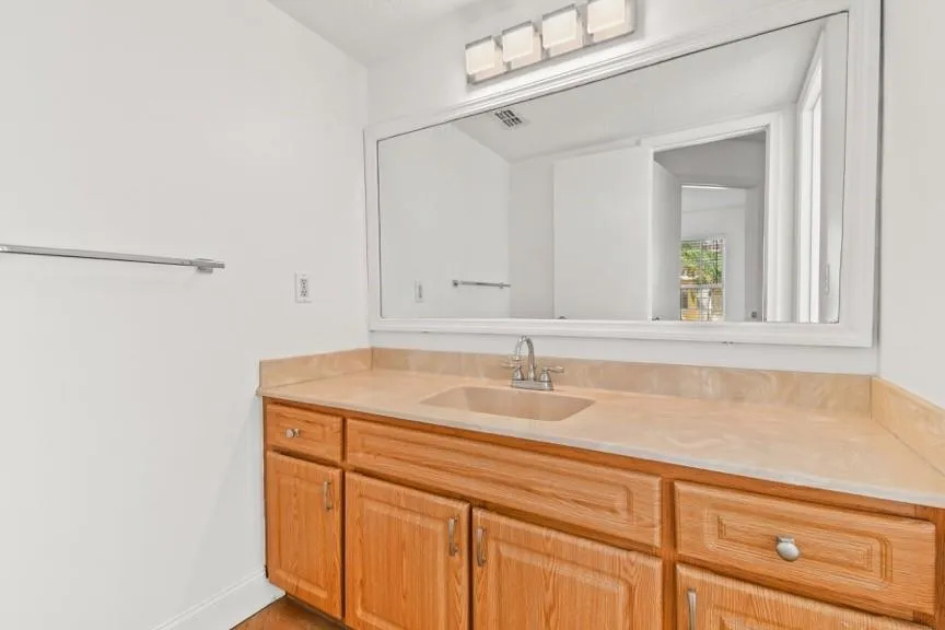 1140 Lake Shore Drive #206 Lake Park, FL 33403