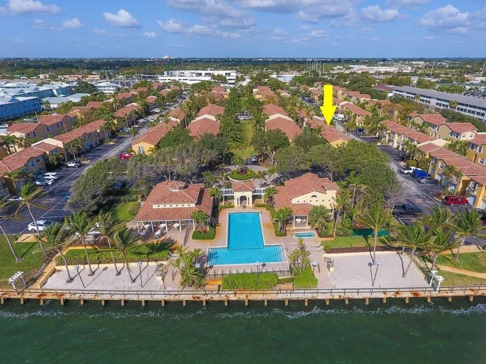 1140 Lake Shore Drive #206 Lake Park, FL 33403