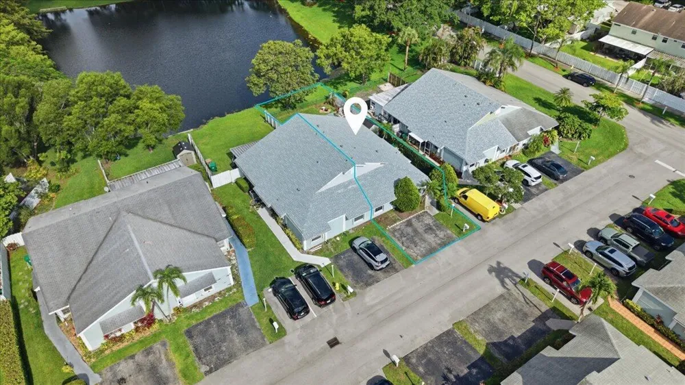 970 SW 111th Way Davie, FL 33324