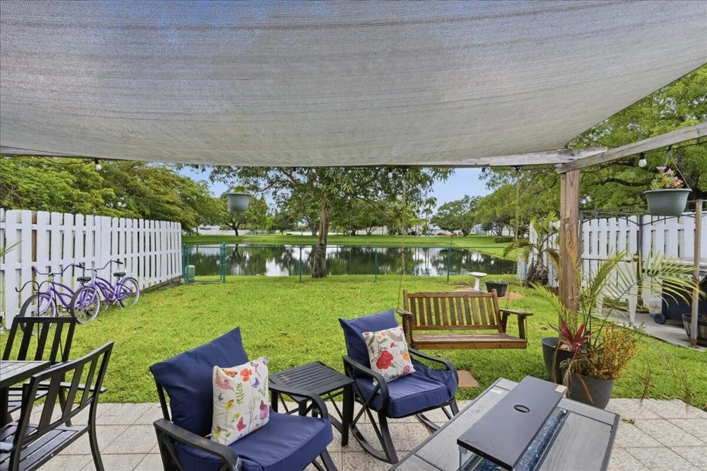 970 SW 111th Way Davie, FL 33324