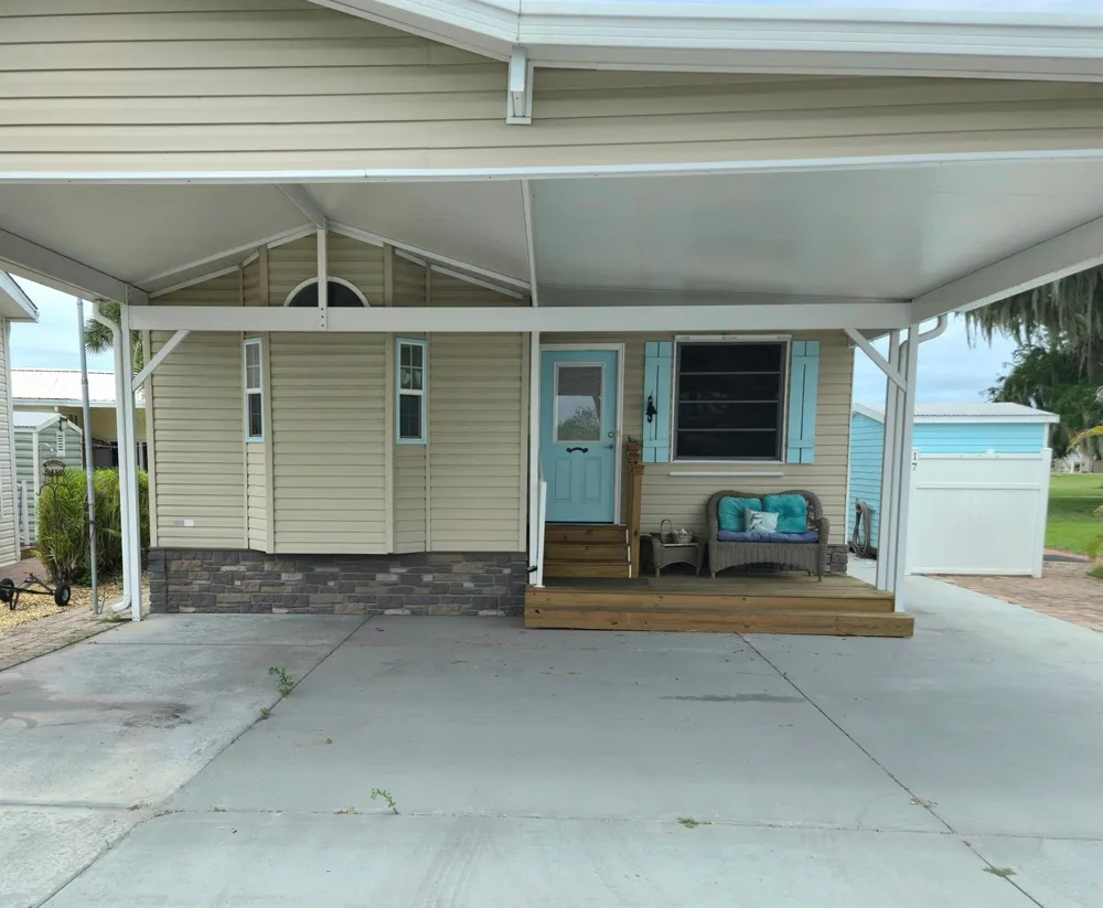 13680 NW 127th Terrace #17 Okeechobee, FL 34974