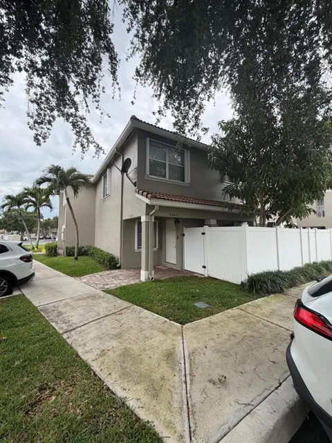 5362 SW 125th Avenue