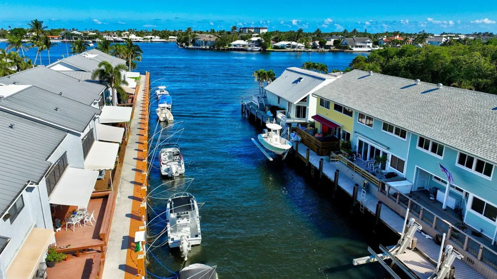 732 NE 12th Terrace #6 Boynton Beach, FL 33435