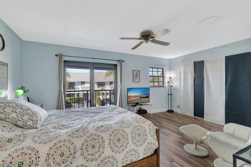732 NE 12th Terrace #6 Boynton Beach, FL 33435