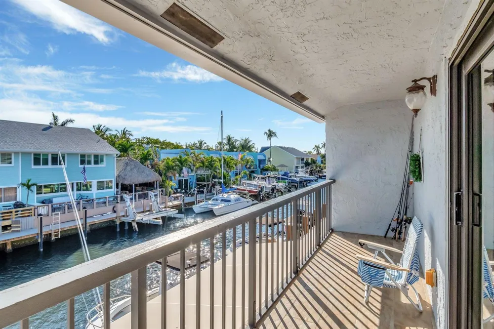 732 NE 12th Terrace #6 Boynton Beach, FL 33435