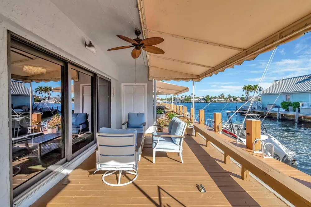732 NE 12th Terrace #6 Boynton Beach, FL 33435
