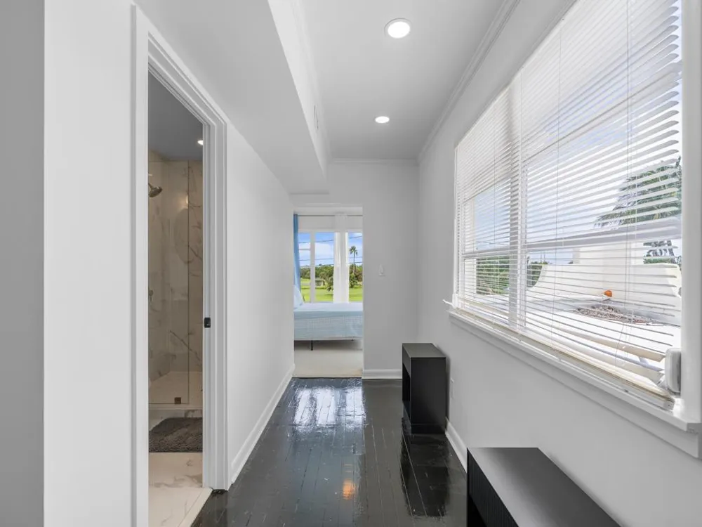 422 Lakeside Drive 