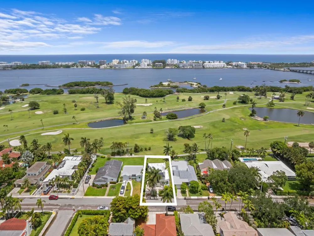 422 Lakeside Drive 