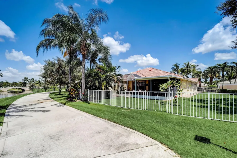 8178 Montserrat Place Wellington, FL 33414
