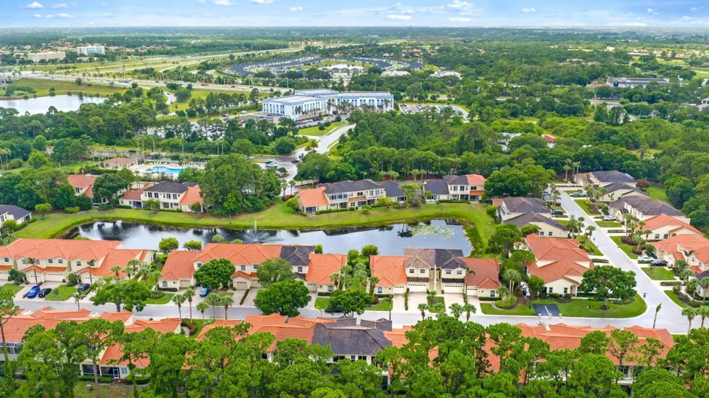 9224 Wentworth Lane Port St. Lucie, FL 34986